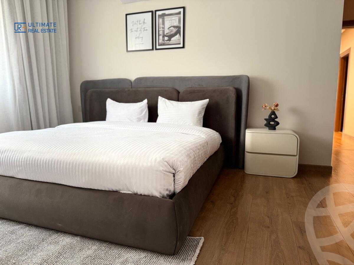 https://aqarmap.com.eg/en/listing/6256039-for-rent-cairo-new-cairo-compounds-lakeview-residence
