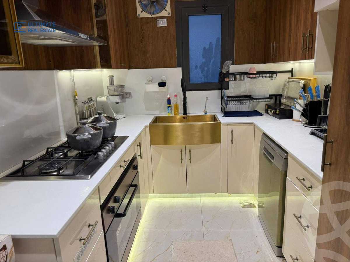https://aqarmap.com.eg/en/listing/6256276-for-rent-cairo-new-cairo-compounds-lakeview-residence
