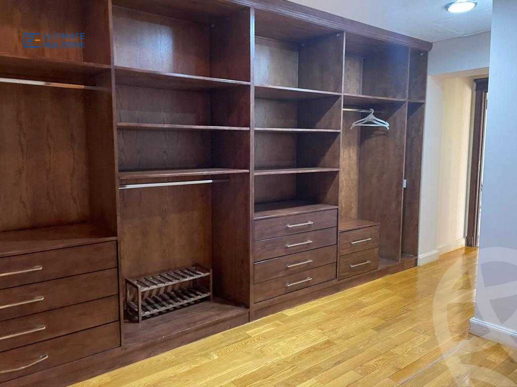 https://aqarmap.com.eg/en/listing/6256328-for-rent-cairo-new-cairo-compounds-lake-view-boutique-el-hazek