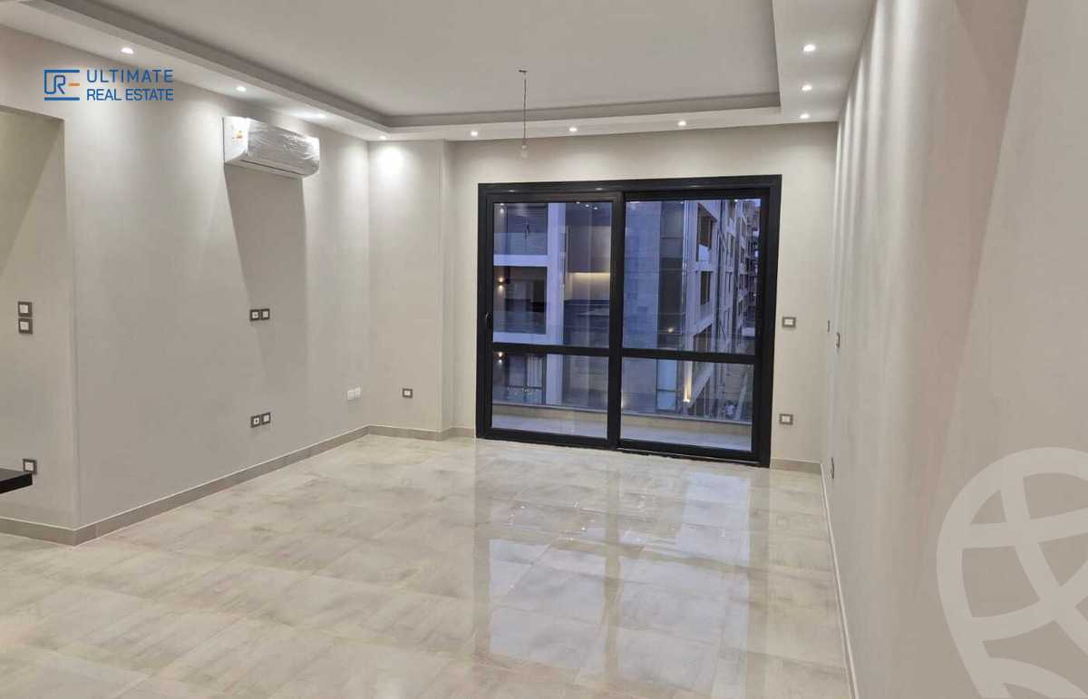 https://aqarmap.com.eg/ar/listing/6258881-for-rent-cairo-new-cairo-compounds-el-patio-oro
