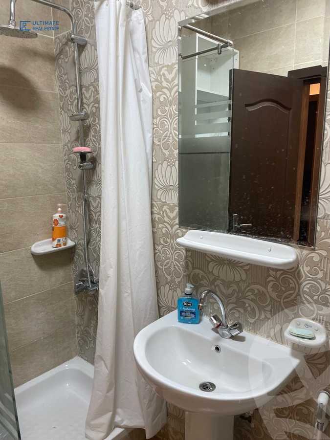 https://aqarmap.com.eg/en/listing/6261701-for-rent-cairo-new-cairo-compounds-hyde-park-centre-ville-hyde-park