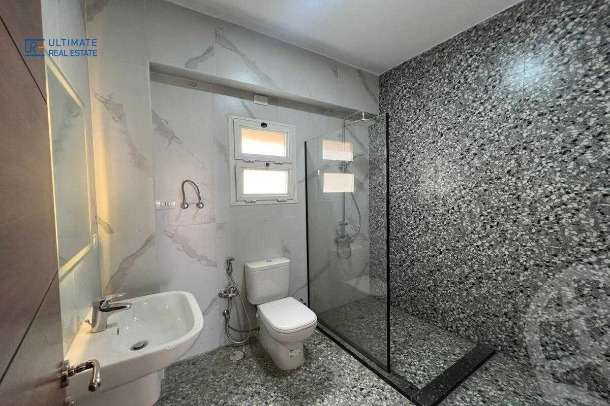 https://aqarmap.com.eg/ar/listing/6279808-for-rent-cairo-new-cairo-compounds-hyde-park-centre-ville-hyde-park