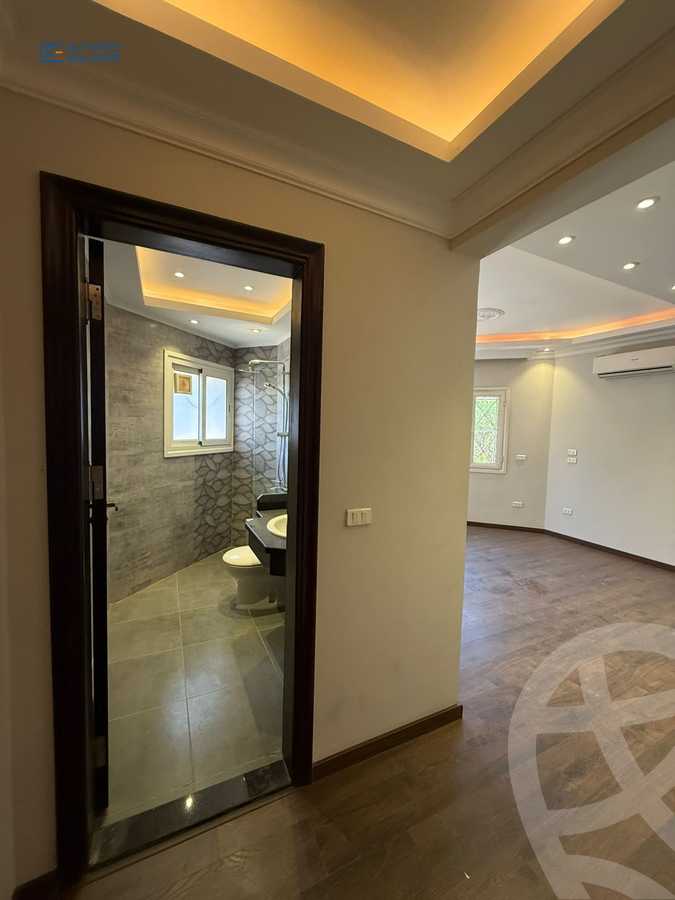 https://aqarmap.com.eg/ar/listing/6285029-for-rent-cairo-new-cairo-compounds-mountain-view-hyde-park