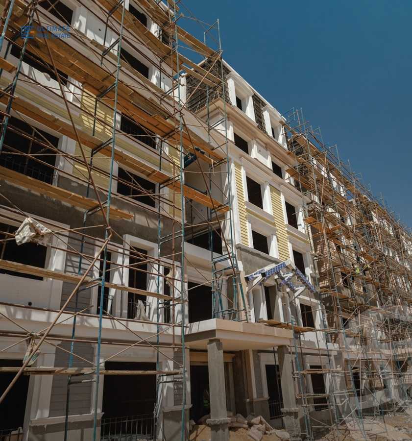 https://aqarmap.com.eg/ar/listing/6285538-for-sale-cairo-new-cairo-compounds-mountain-view1-1-compound