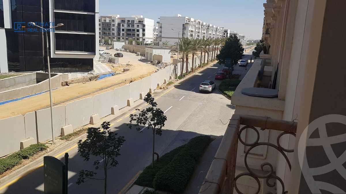 https://aqarmap.com.eg/ar/listing/6208629-for-sale-cairo-new-cairo-compounds-hyde-park-centre-ville-hyde-park