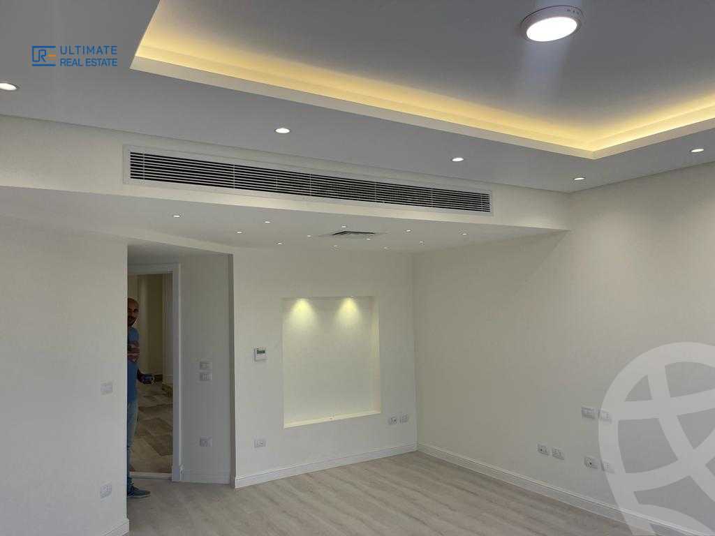 https://aqarmap.com.eg/ar/listing/6309063-for-rent-cairo-new-cairo-compounds-mountain-view-hyde-park