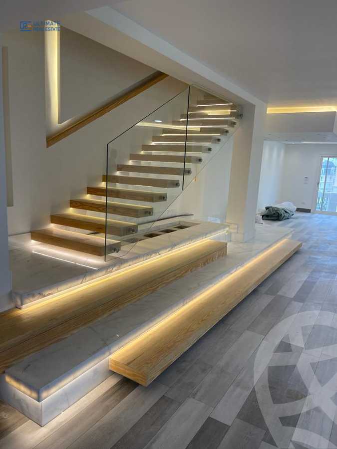 https://aqarmap.com.eg/ar/listing/6309063-for-rent-cairo-new-cairo-compounds-mountain-view-hyde-park