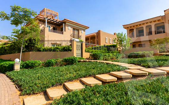 https://aqarmap.com.eg/ar/listing/6309101-for-rent-cairo-new-cairo-compounds-hyde-park-park-corner-hyde-park