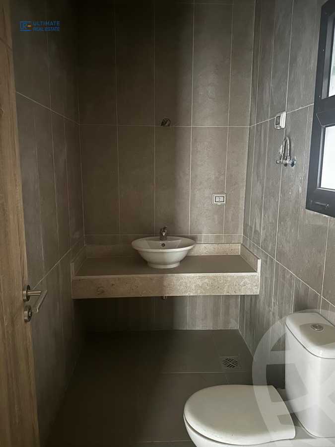 https://aqarmap.com.eg/ar/listing/6312740-for-sale-cairo-new-cairo-compounds-fifth-square