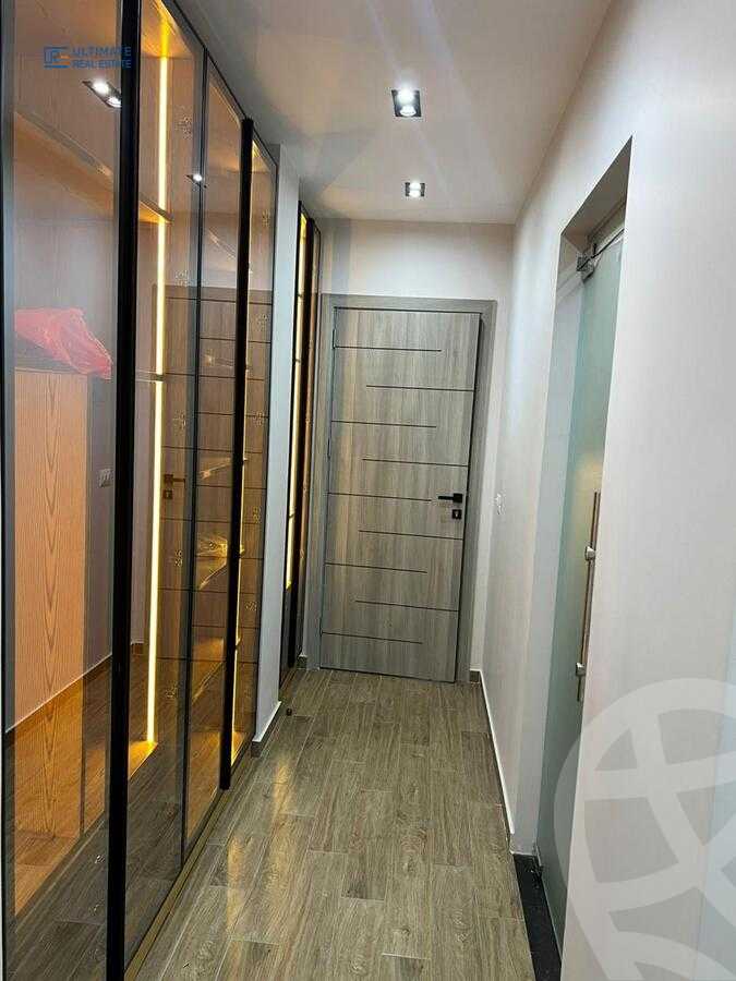 https://aqarmap.com.eg/ar/listing/6312816-for-rent-cairo-new-cairo-compounds-hyde-park-centre-ville-hyde-park