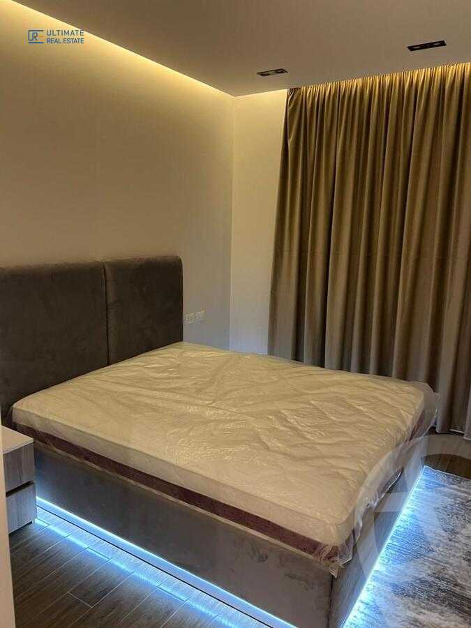 https://aqarmap.com.eg/ar/listing/6312816-for-rent-cairo-new-cairo-compounds-hyde-park-centre-ville-hyde-park