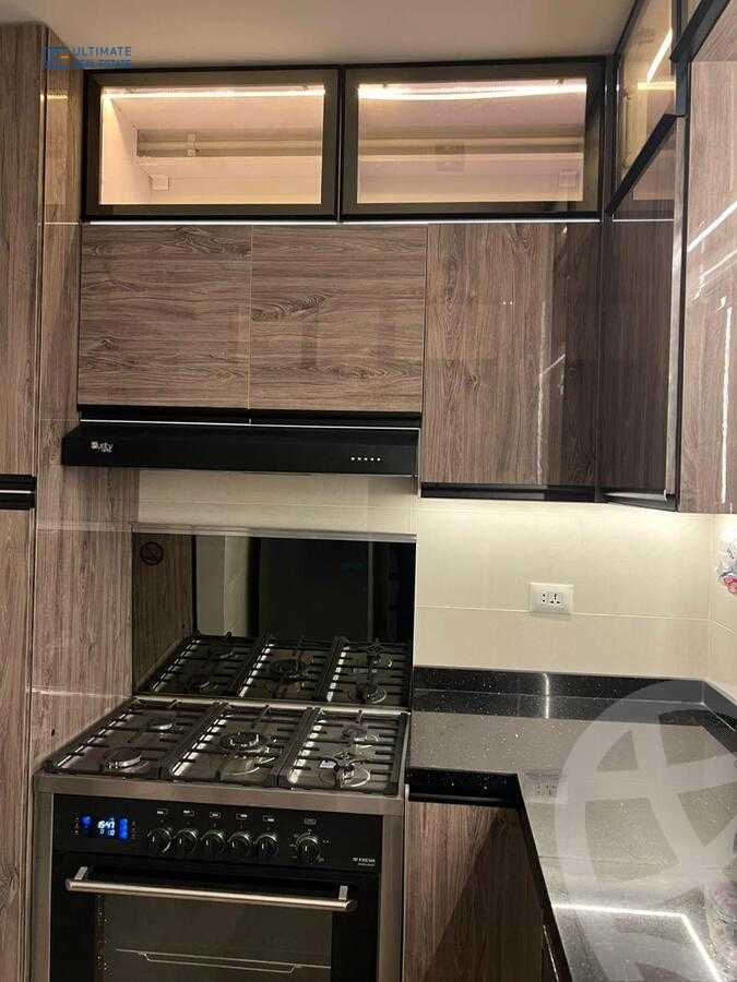 https://aqarmap.com.eg/ar/listing/6312816-for-rent-cairo-new-cairo-compounds-hyde-park-centre-ville-hyde-park