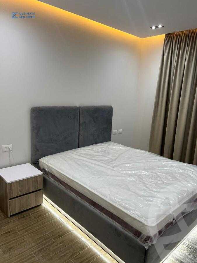 https://aqarmap.com.eg/ar/listing/6312816-for-rent-cairo-new-cairo-compounds-hyde-park-centre-ville-hyde-park