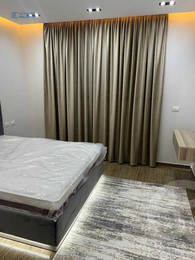 https://aqarmap.com.eg/ar/listing/6312816-for-rent-cairo-new-cairo-compounds-hyde-park-centre-ville-hyde-park