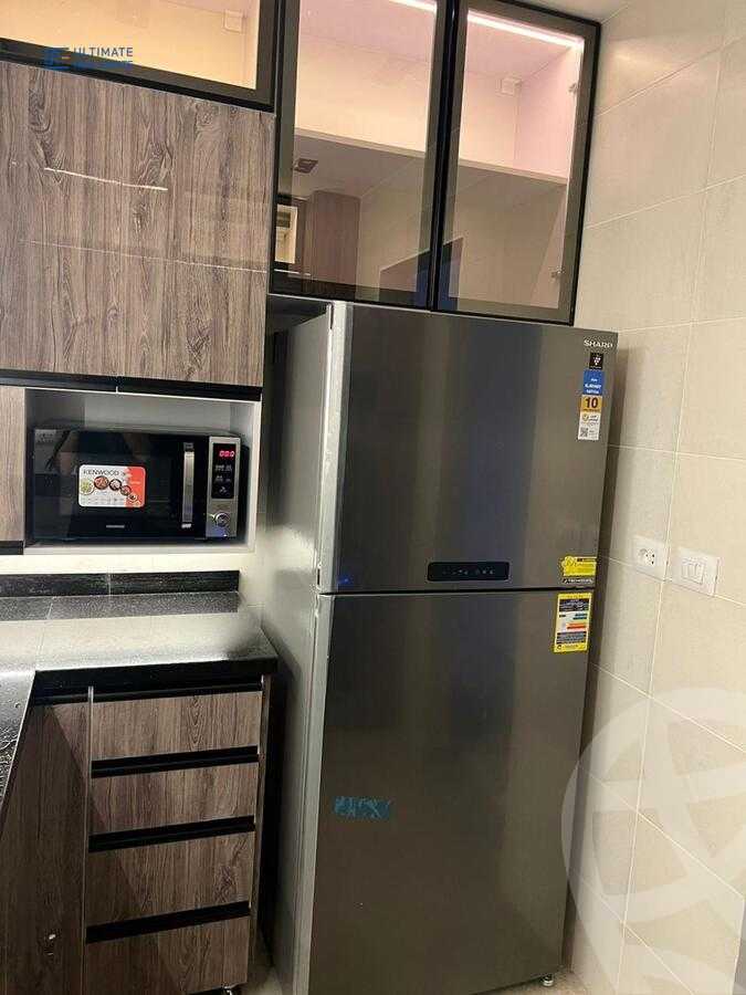 https://aqarmap.com.eg/ar/listing/6312816-for-rent-cairo-new-cairo-compounds-hyde-park-centre-ville-hyde-park