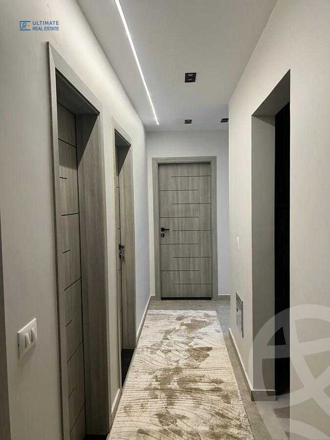https://aqarmap.com.eg/ar/listing/6312816-for-rent-cairo-new-cairo-compounds-hyde-park-centre-ville-hyde-park