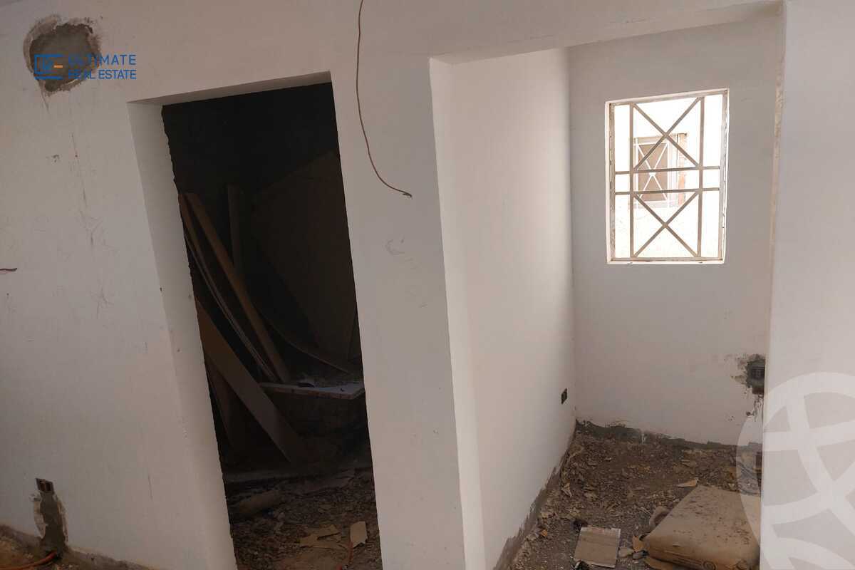 https://aqarmap.com.eg/ar/listing/6327779-for-sale-cairo-new-cairo-compounds-mountain-view-hyde-park
