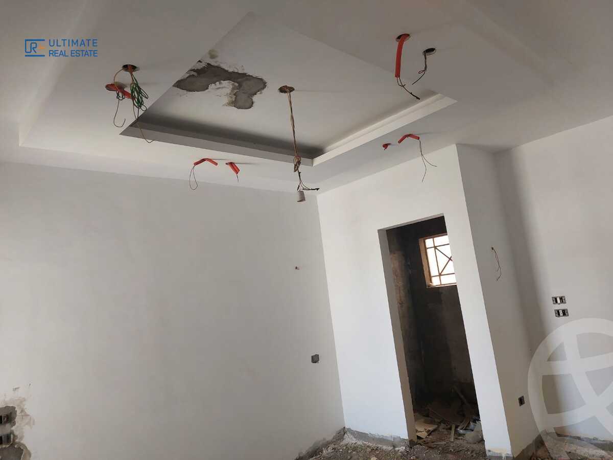 https://aqarmap.com.eg/ar/listing/6356165-for-sale-cairo-new-cairo-compounds-mountain-view-hyde-park