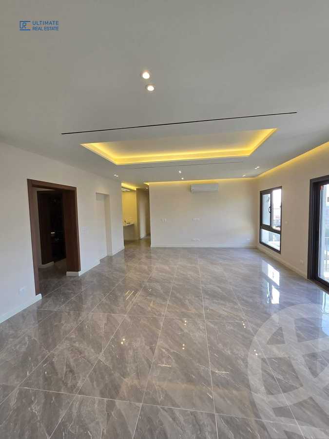 https://aqarmap.com.eg/ar/listing/6356246-for-rent-cairo-new-cairo-compounds-hyde-park-centre-ville-hyde-park