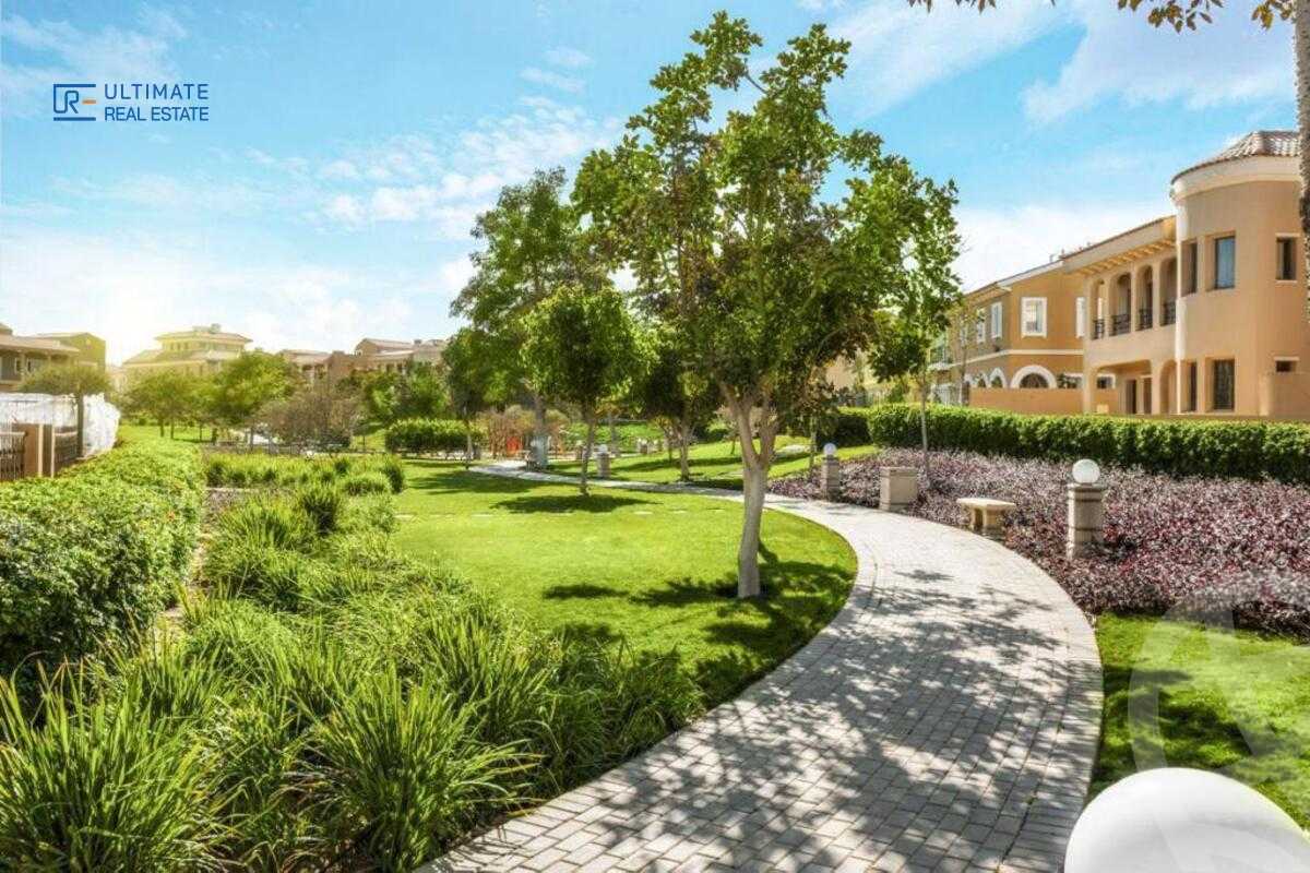 https://aqarmap.com.eg/ar/listing/6356245-for-sale-cairo-new-cairo-compounds-hyde-park