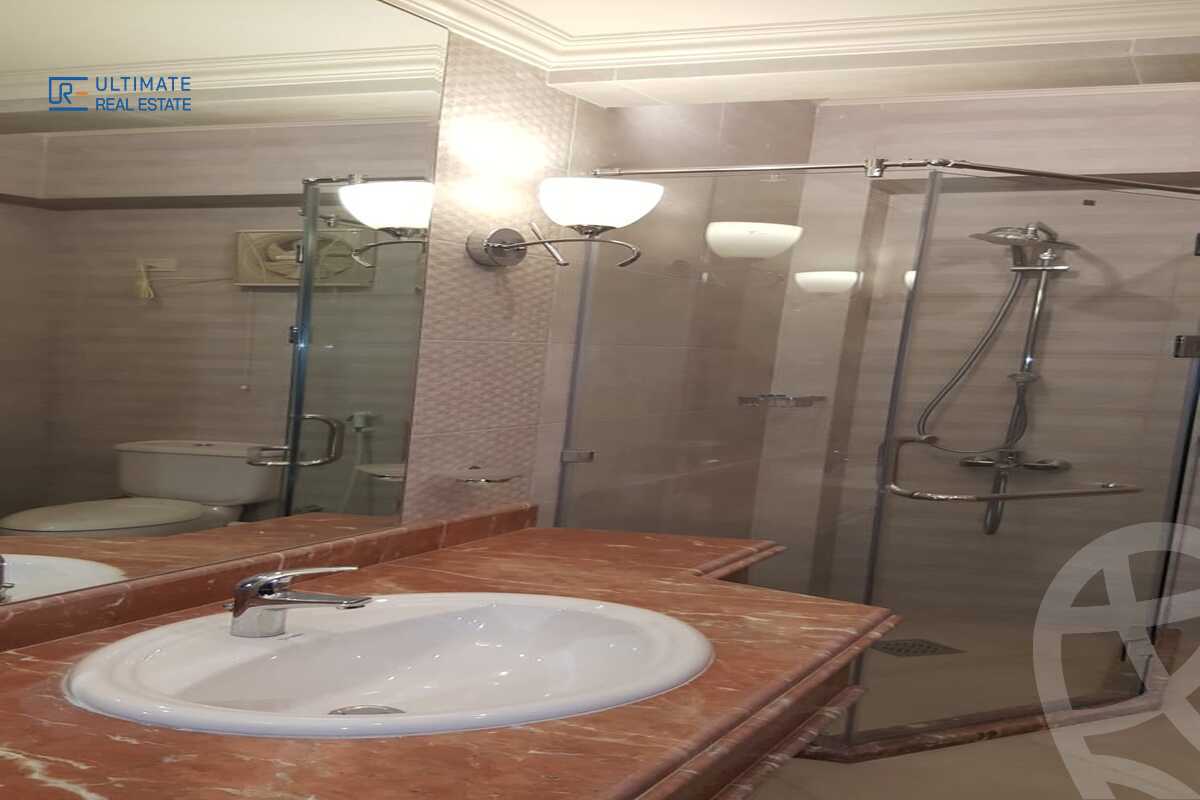 https://aqarmap.com.eg/ar/listing/6356429-for-rent-cairo-new-cairo-compounds-mountain-view-hyde-park