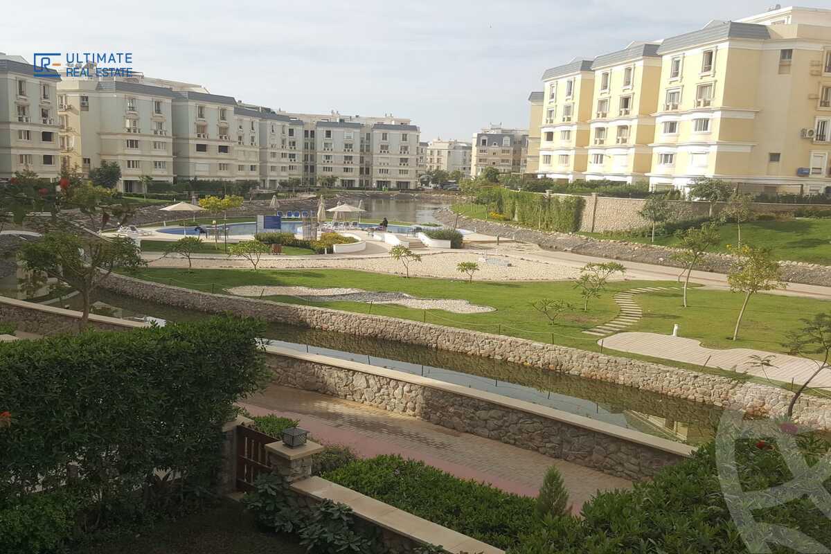 https://aqarmap.com.eg/ar/listing/6356429-for-rent-cairo-new-cairo-compounds-mountain-view-hyde-park