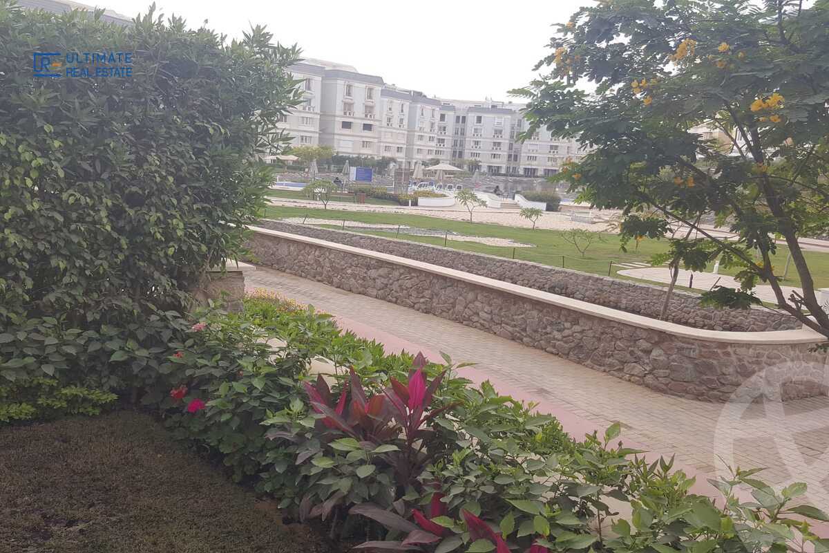 https://aqarmap.com.eg/ar/listing/6356429-for-rent-cairo-new-cairo-compounds-mountain-view-hyde-park