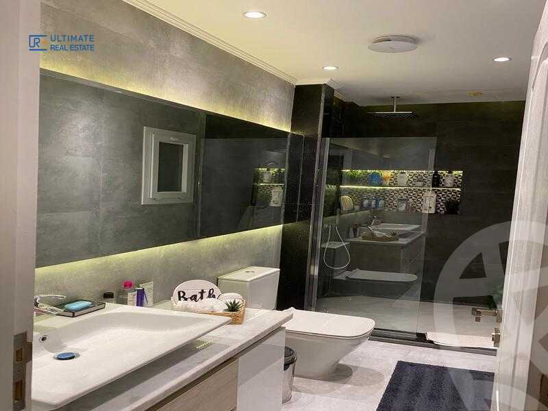 https://aqarmap.com.eg/ar/listing/6356748-for-sale-cairo-new-cairo-compounds-mountain-view-hyde-park