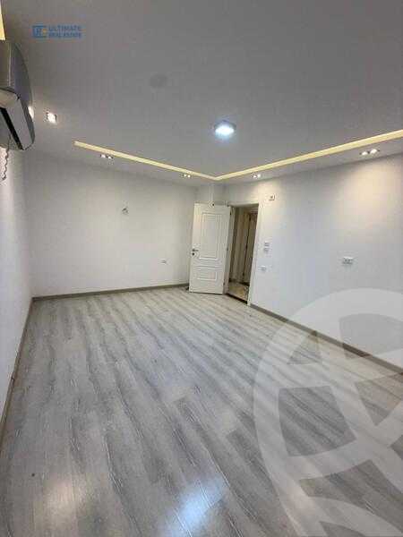 https://aqarmap.com.eg/ar/listing/6359523-for-rent-cairo-new-cairo-compounds-hyde-park-park-corner-hyde-park