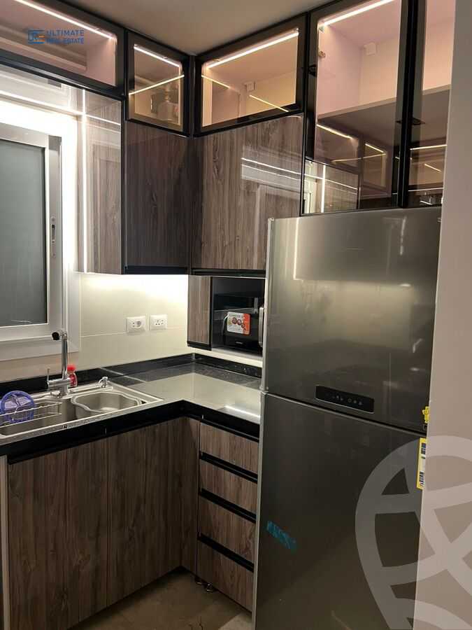 https://aqarmap.com.eg/ar/listing/6359576-for-rent-cairo-new-cairo-compounds-hyde-park-centre-ville-hyde-park