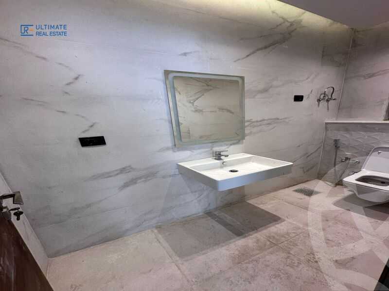 https://aqarmap.com.eg/ar/listing/6363201-for-rent-cairo-new-cairo-compounds-lakeview-residence