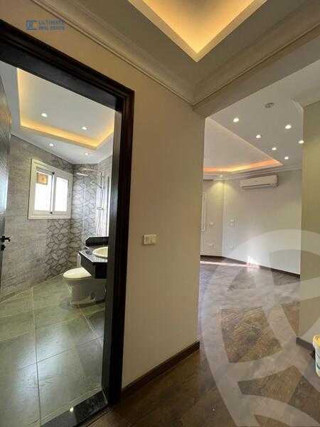 https://aqarmap.com.eg/ar/listing/6373855-for-rent-cairo-new-cairo-compounds-mountain-view-hyde-park