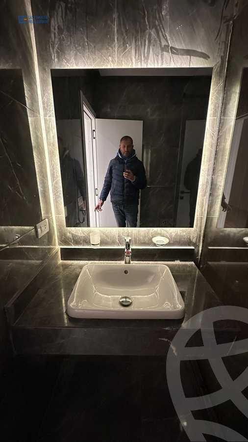 https://aqarmap.com.eg/ar/listing/6384712-for-rent-cairo-new-cairo-compounds-eastown-spectrum-eastown-compound