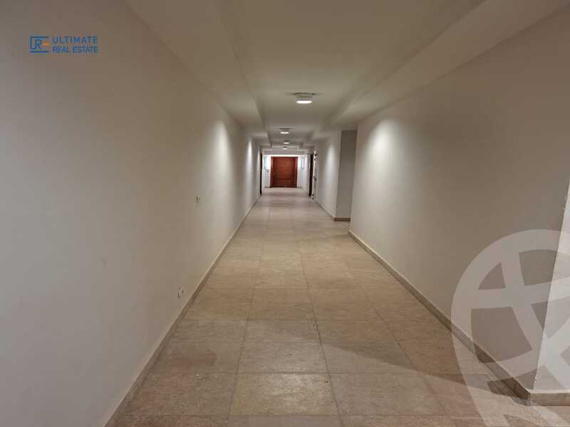 https://aqarmap.com.eg/ar/listing/6385267-for-rent-cairo-new-cairo-compounds-hyde-park-centre-ville-hyde-park