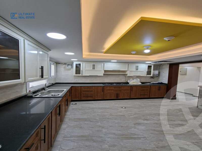 https://aqarmap.com.eg/ar/listing/6385267-for-rent-cairo-new-cairo-compounds-hyde-park-centre-ville-hyde-park