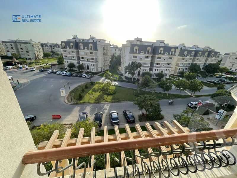 https://aqarmap.com.eg/en/listing/6385510-for-rent-cairo-new-cairo-compounds-mountain-view-hyde-park