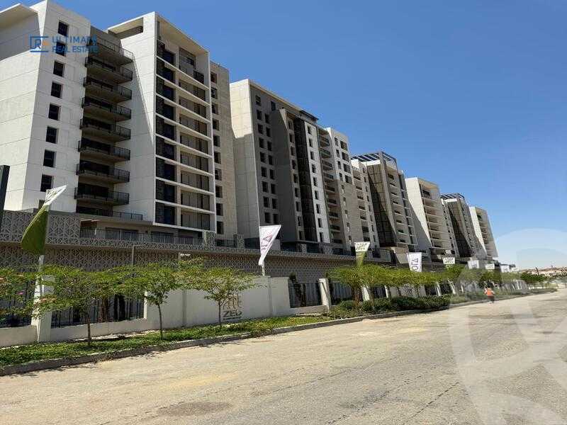 https://aqarmap.com.eg/en/listing/6309420-for-sale-cairo-el-sheikh-zayed-city-compounds-zyd-wr-llttwyr-park-towers-zed-el-sheikh-zayed-compound