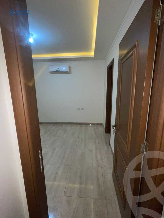 https://aqarmap.com.eg/ar/listing/6517087-for-rent-cairo-new-cairo-compounds-tag-city-shalya-taj-city