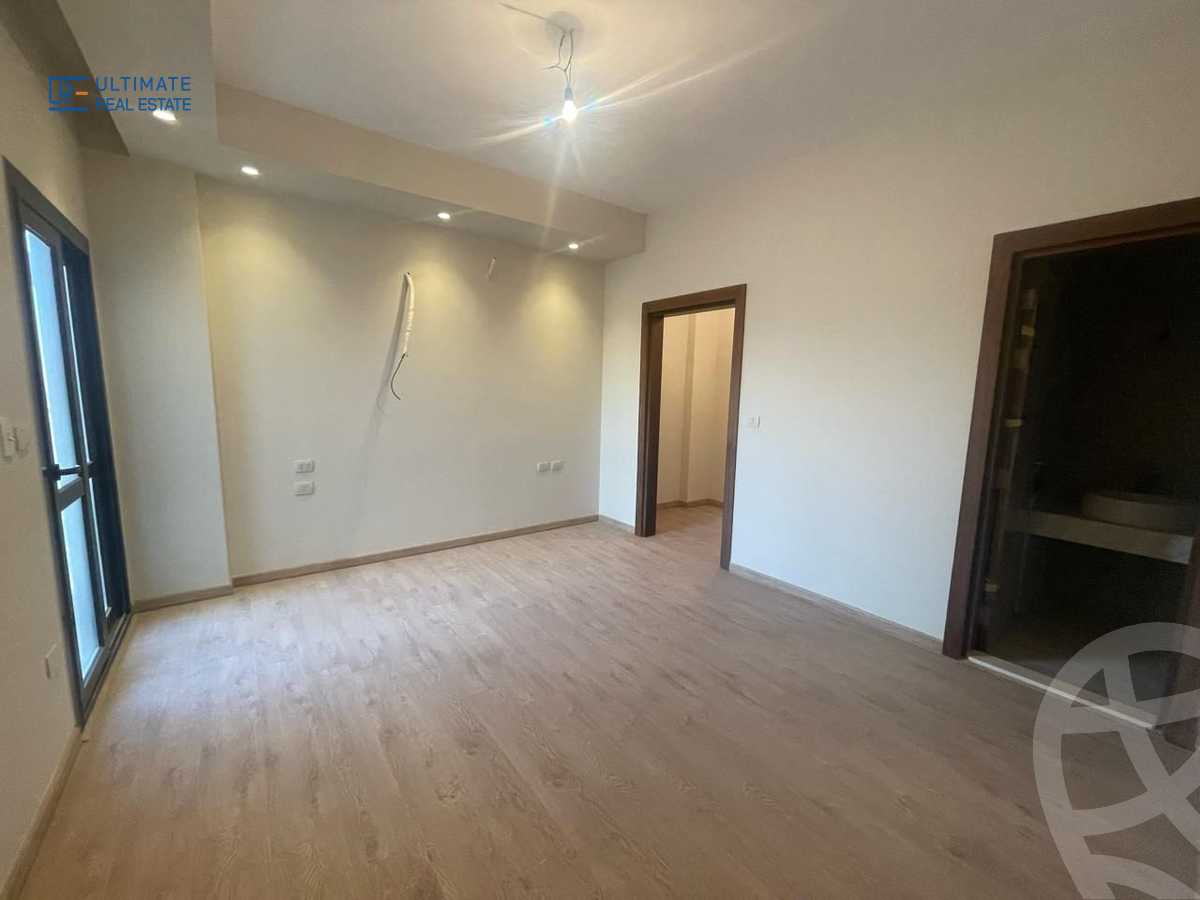 https://aqarmap.com.eg/en/listing/6521381-for-sale-cairo-new-cairo-compounds-el-patio-oro