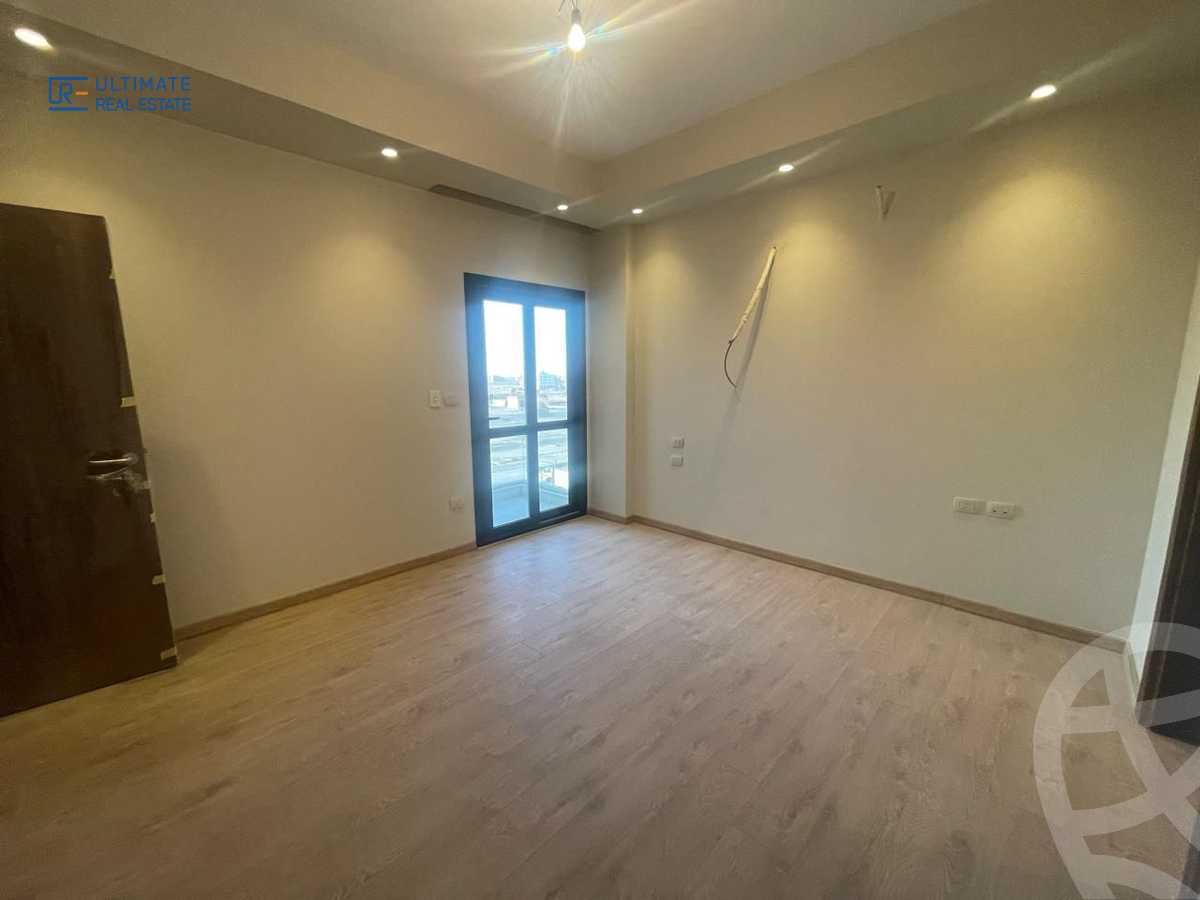 https://aqarmap.com.eg/en/listing/6521381-for-sale-cairo-new-cairo-compounds-el-patio-oro