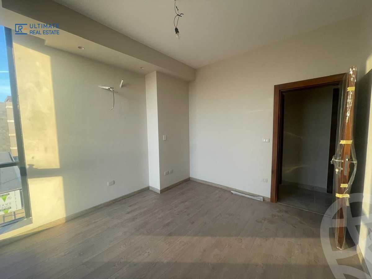 https://aqarmap.com.eg/en/listing/6521381-for-sale-cairo-new-cairo-compounds-el-patio-oro