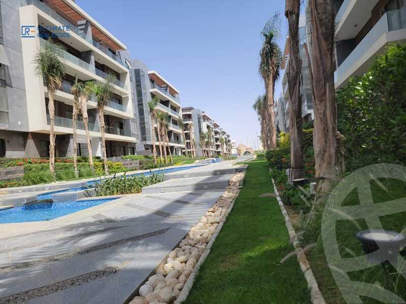 https://aqarmap.com.eg/en/listing/6521899-for-sale-cairo-new-cairo-compounds-el-patio-oro