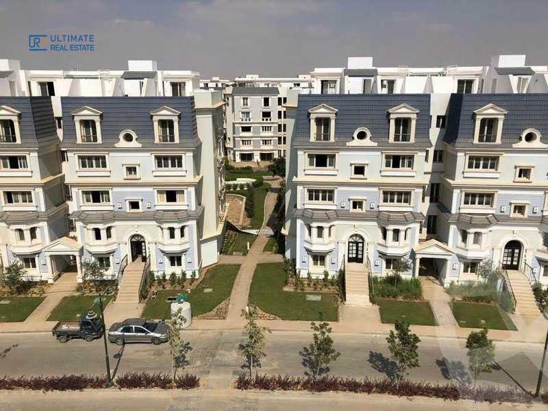 https://aqarmap.com.eg/ar/listing/6553189-for-sale-cairo-new-cairo-compounds-mountain-view-hyde-park