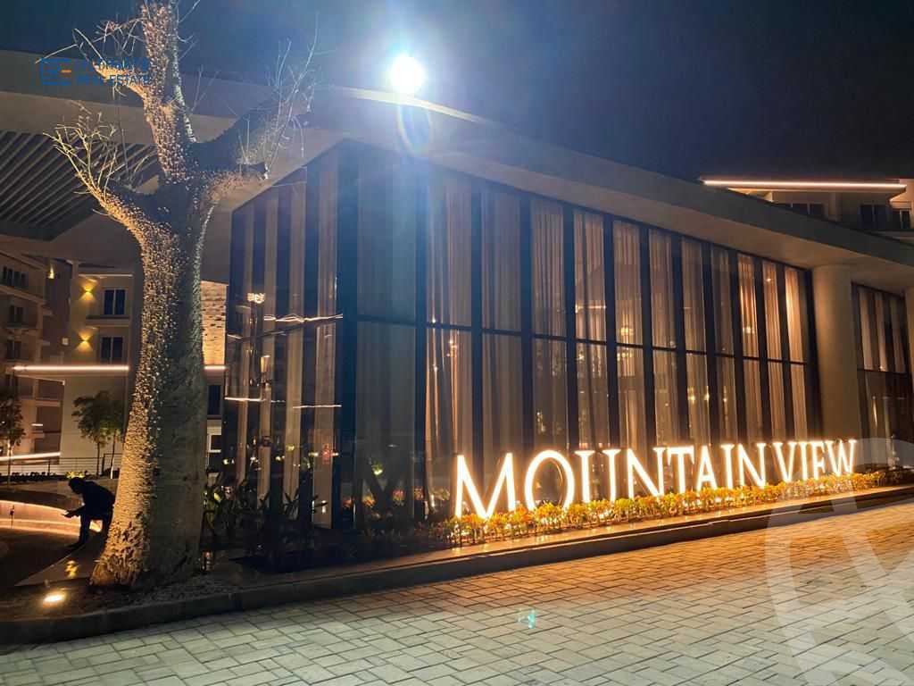 https://aqarmap.com.eg/ar/listing/6555279-for-sale-cairo-new-cairo-compounds-mwntn-fyw-y-syty-club-park-mountain-view-icity