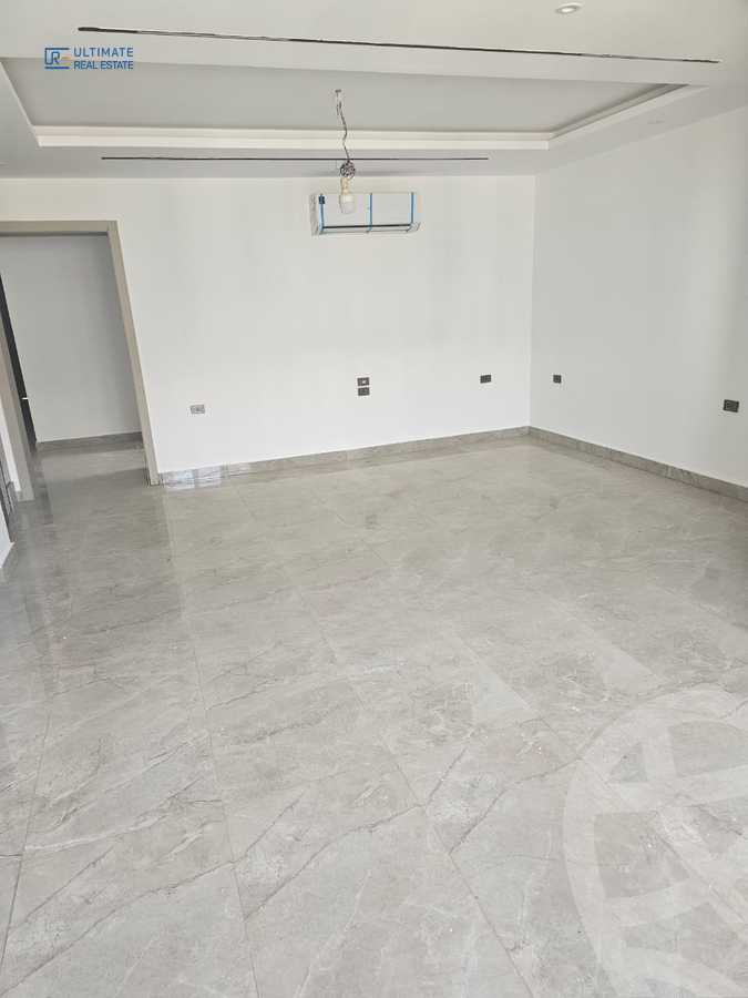 https://aqarmap.com.eg/en/listing/6575986-for-rent-cairo-new-cairo-compounds-mountain-view-hyde-park