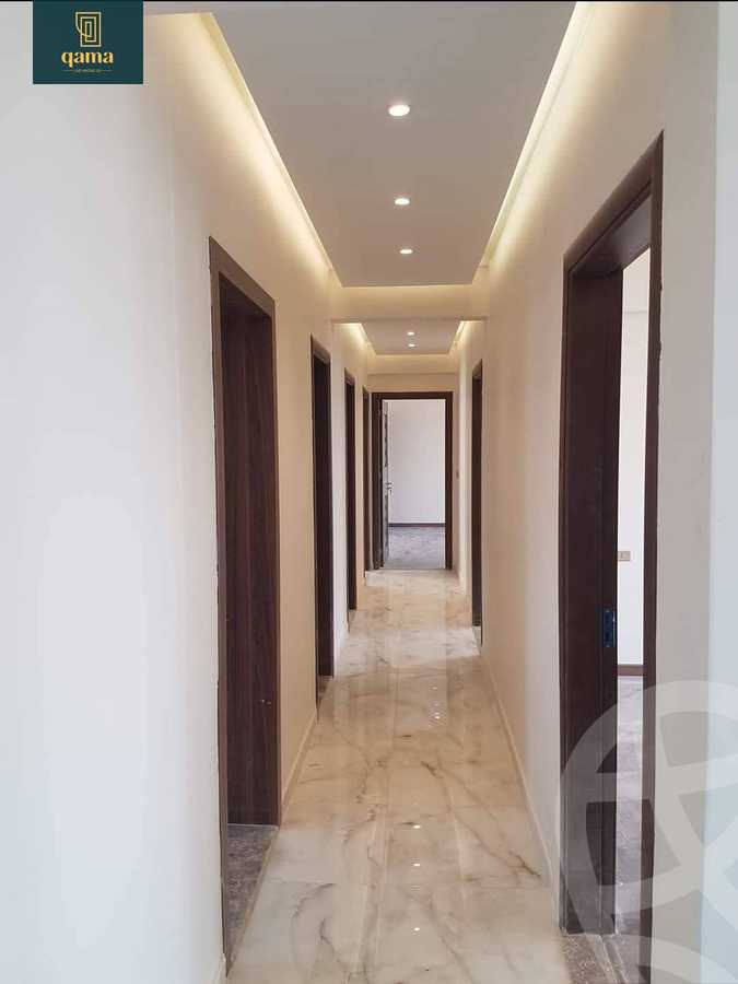 https://aqarmap.com.eg/ar/listing/6277251-for-rent-cairo-new-cairo-compounds-hyde-park-centre-ville-hyde-park
