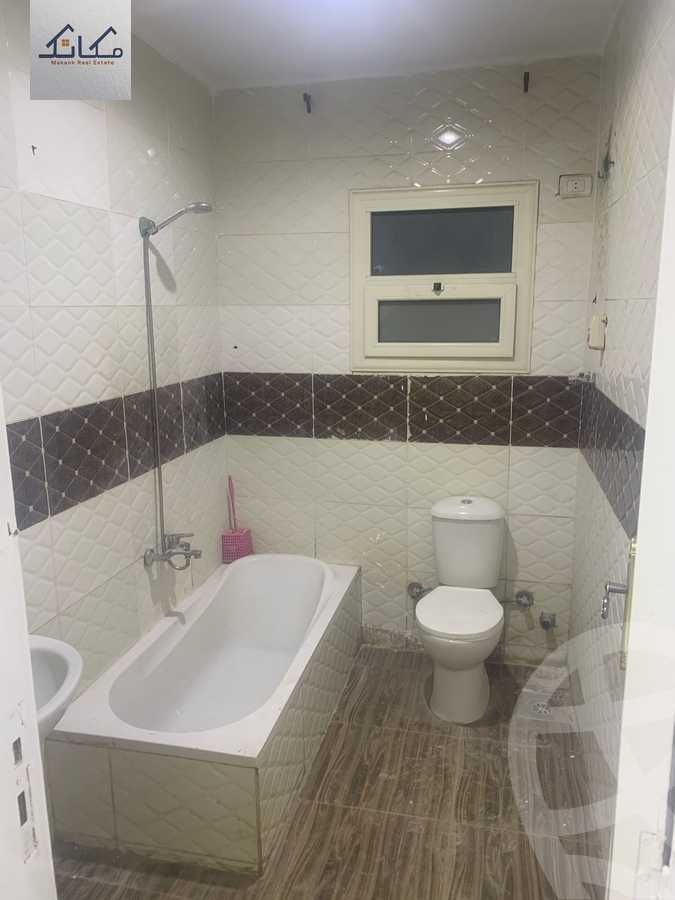 https://aqarmap.com.eg/en/listing/5718356-for-sale-cairo-mokattam-el-hadabah-el-wosta-el-mantaqa-el-khamsa-street-33