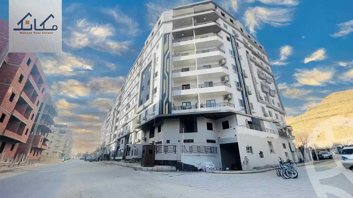 https://aqarmap.com.eg/en/listing/5721241-for-sale-cairo-mokattam-el-hadabah-el-wosta-compounds-vittoria-compound-seven-stars