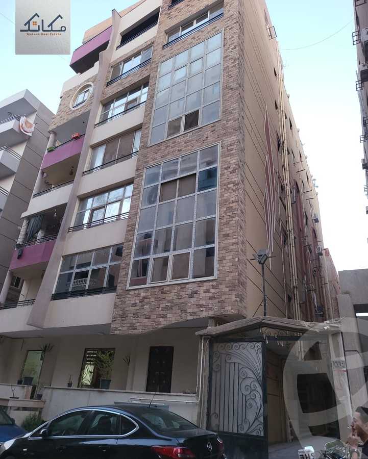 https://aqarmap.com.eg/en/listing/6021389-for-sale-cairo-mokattam-el-hadabah-el-wosta-el-mantaqa-el-olaa-baron-school-street
