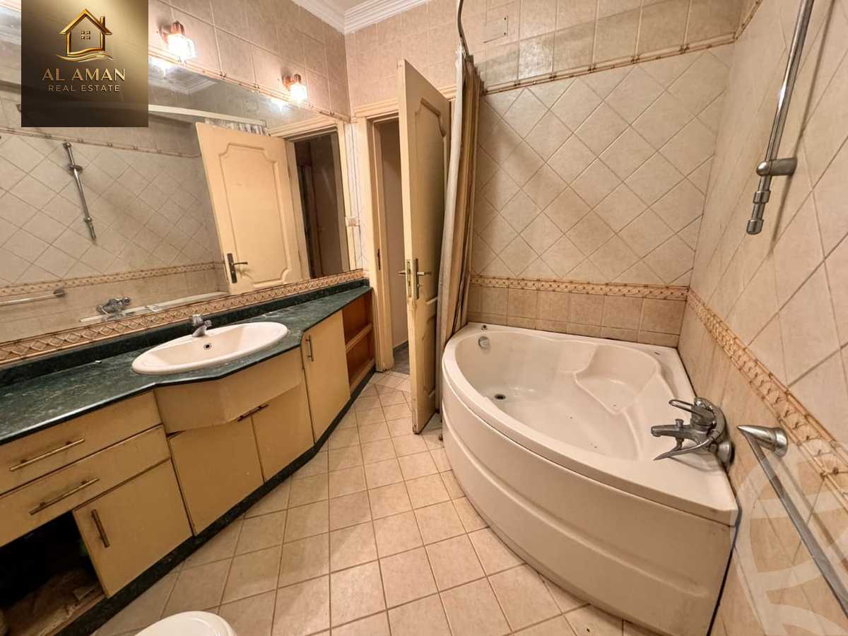 https://aqarmap.com.eg/en/listing/5674410-for-sale-cairo-mokattam-lhdb-l-ly-lmntq-j
